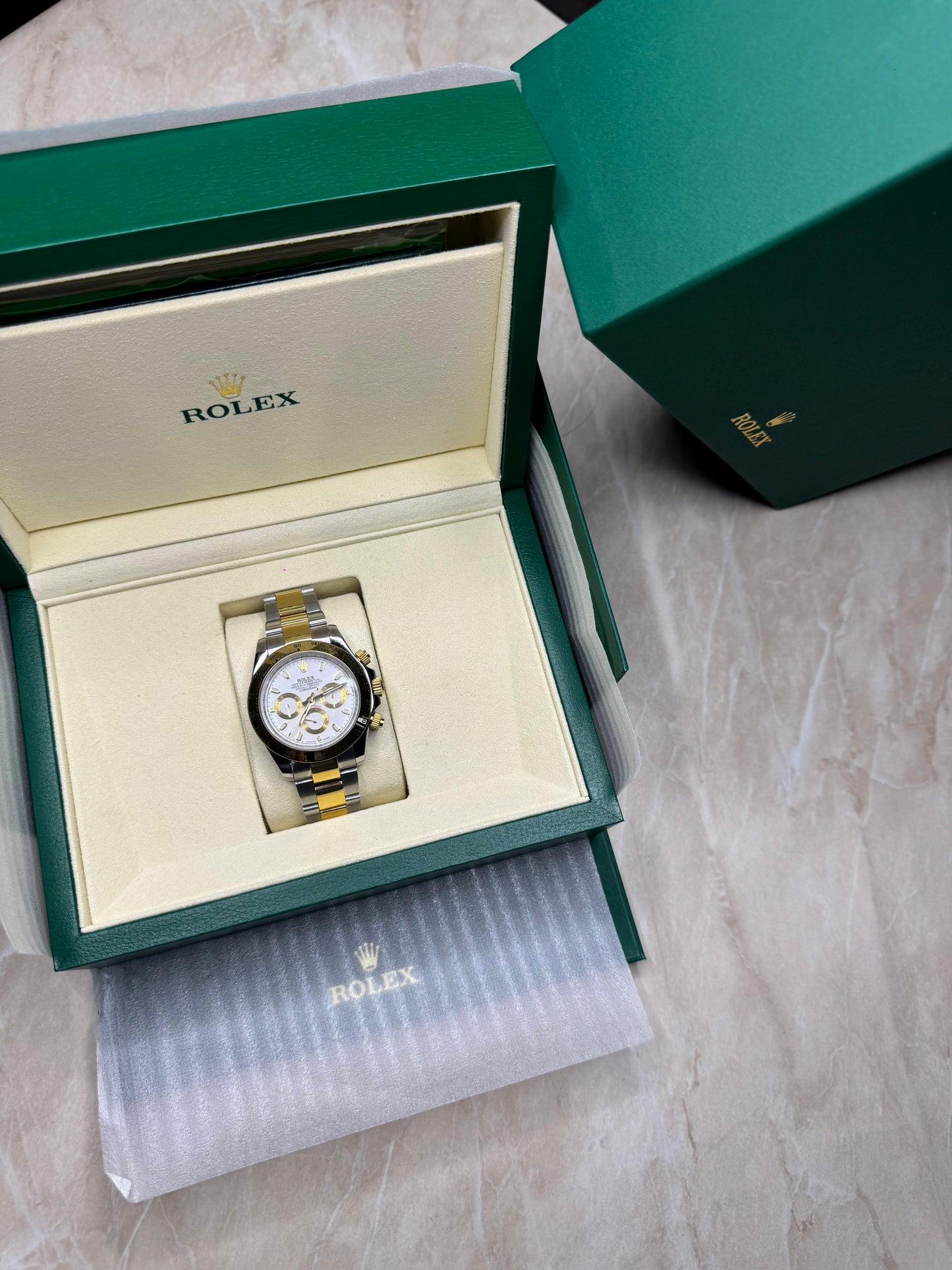 Rolex Cosmograph Daytona – Two-Tone Steel & Gold Luxury Chronograph