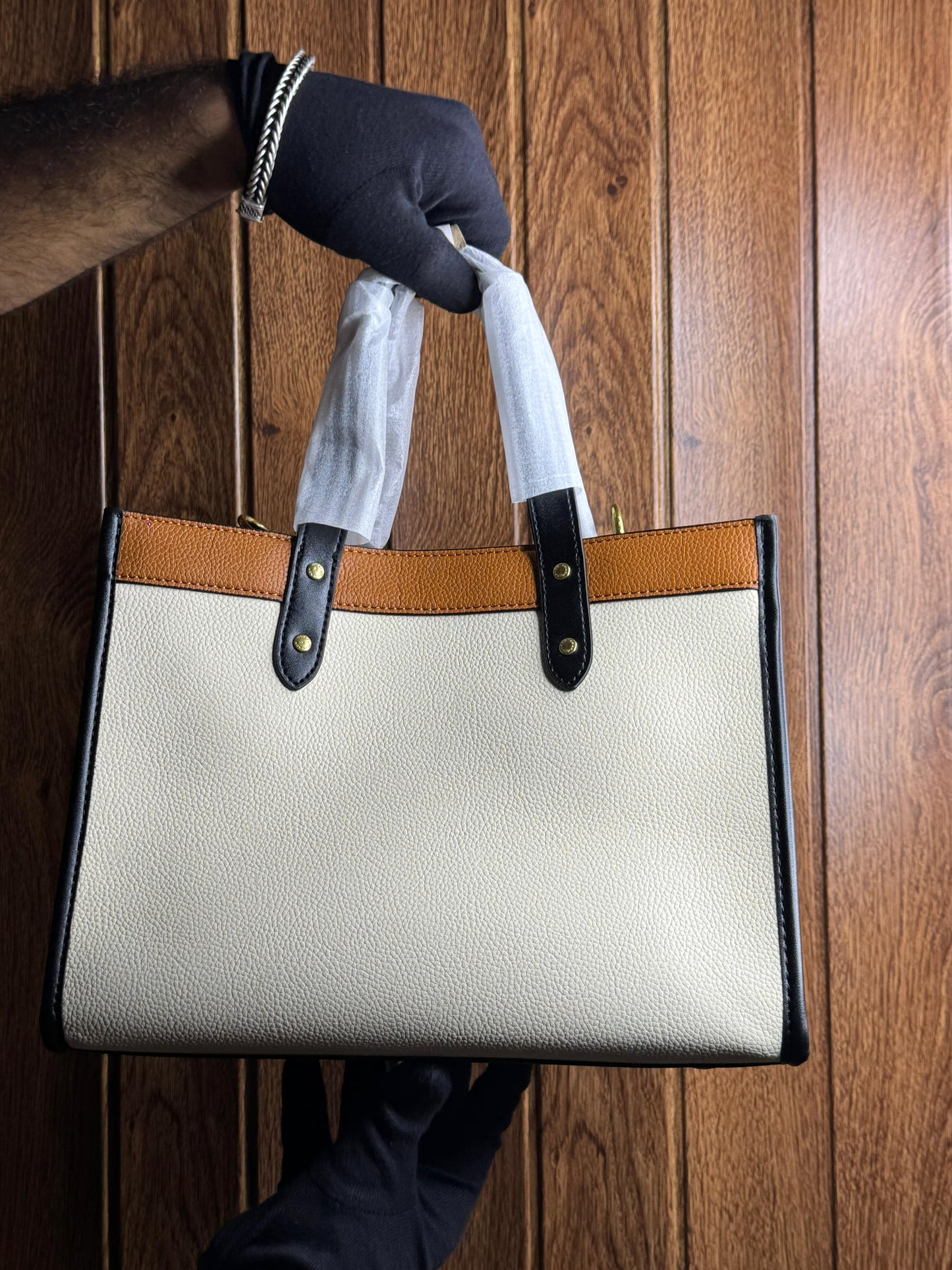 Coach Women’s Handbag in Beige & Camel – 100% Original & Handcrafted