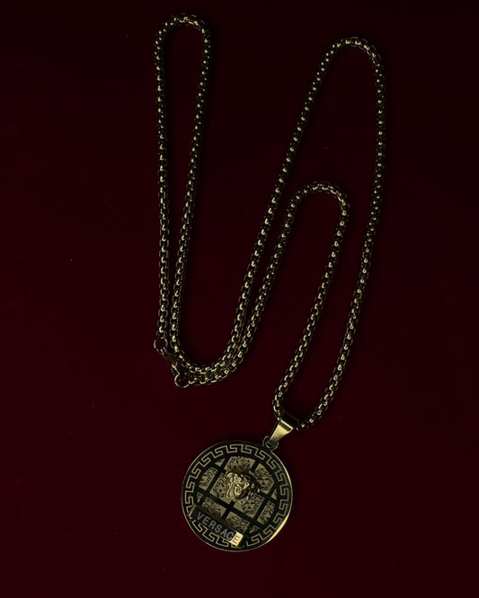 Versace 500mg Gold Coated Locket Chain – Luxury Anti-Tarnish Finish