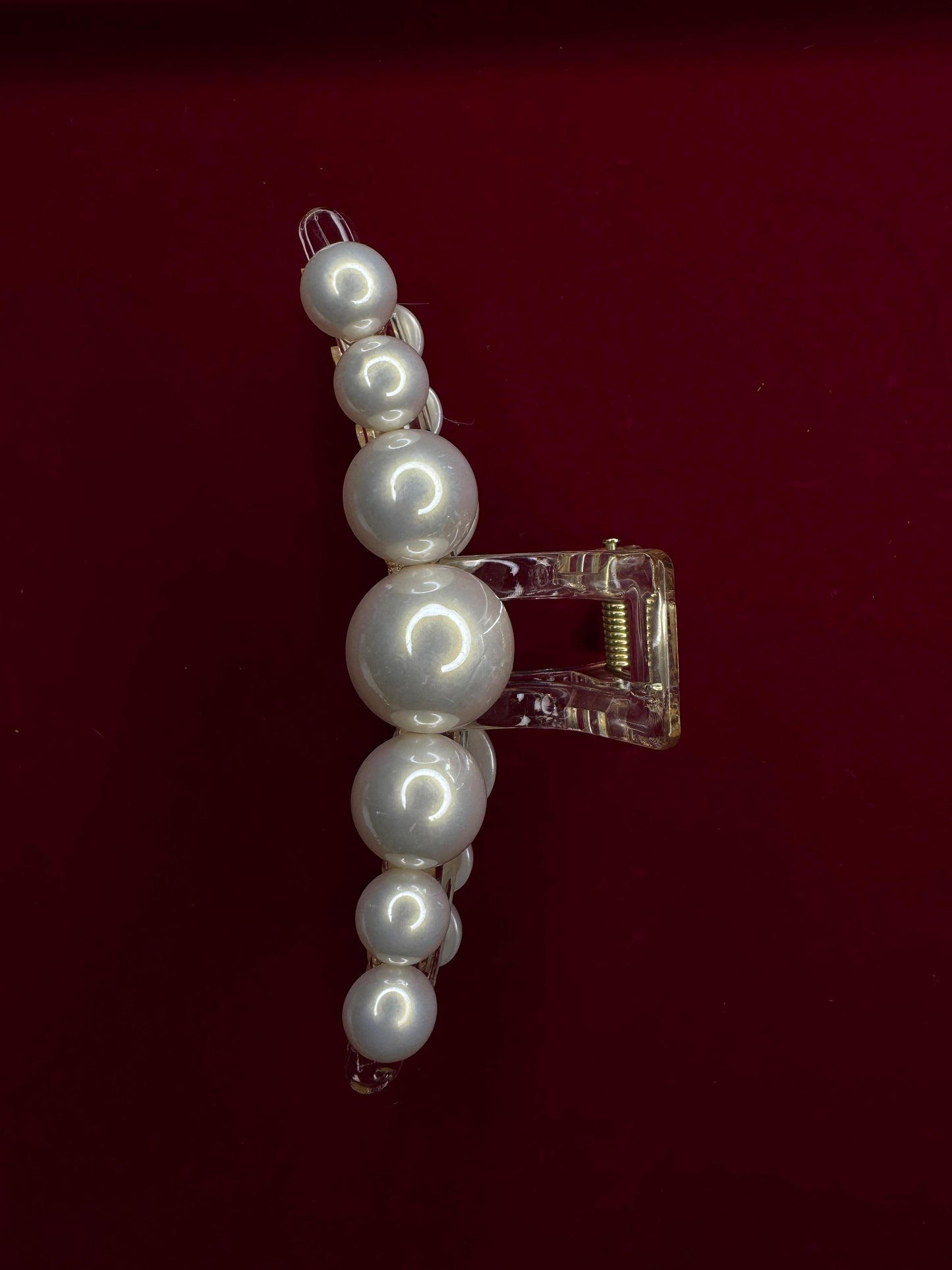 Pearl Luxury Hair Clutcher – Elegant & Timeless