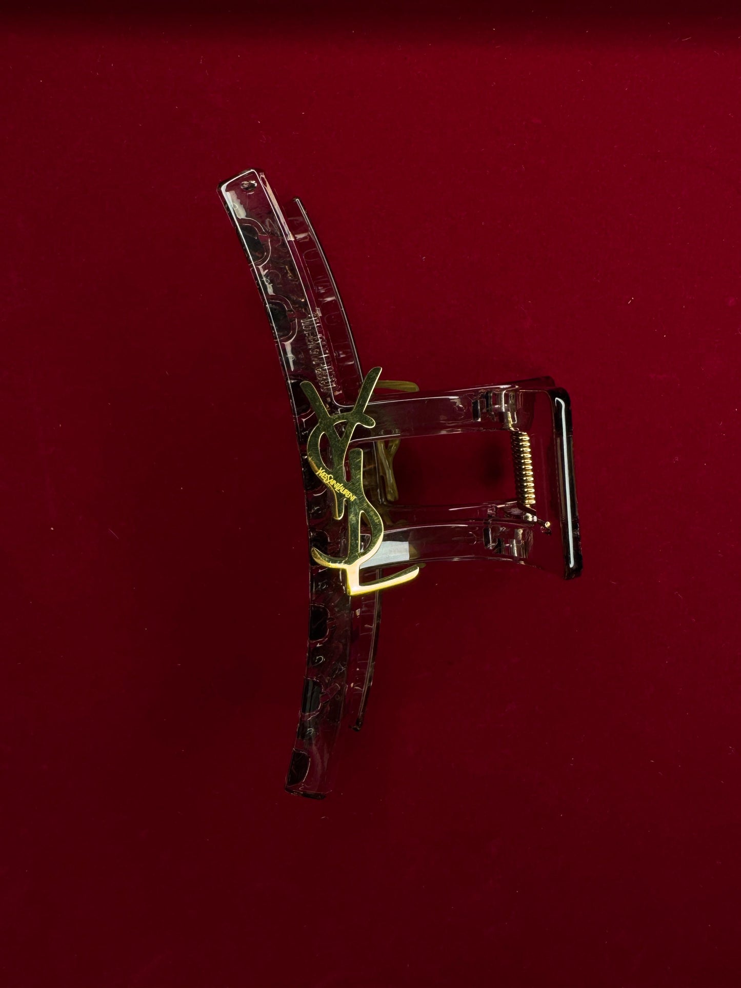 YSL Luxury Hair Clutcher – Chic Designer Accessory
