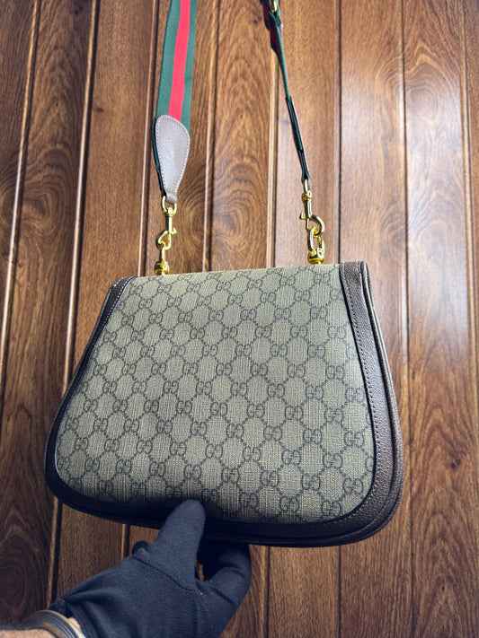 Gucci Women’s Handbag with New Logo – 100% Original & Handcrafted