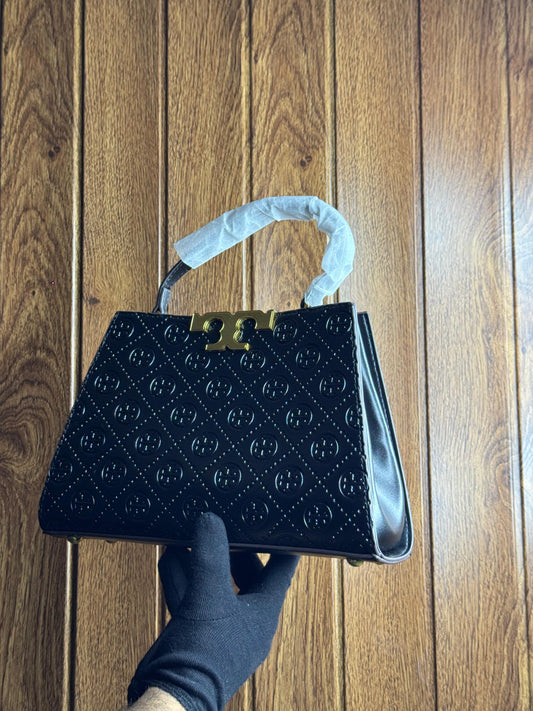 Tory Burch Handbag – Timeless Luxury & Modern Elegance