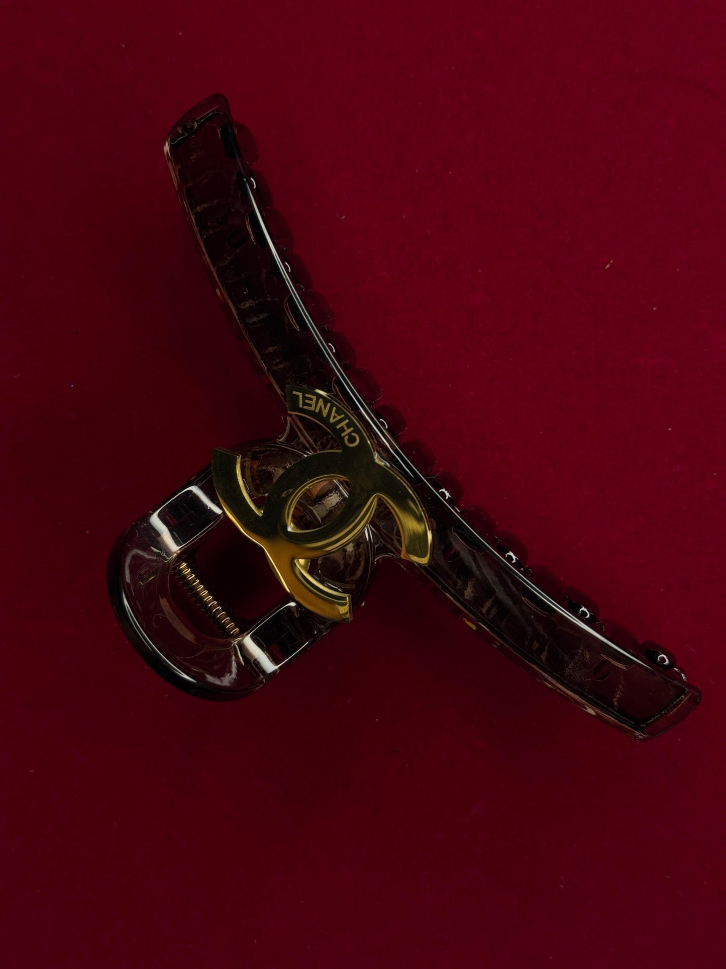 Chanel Luxury Hair Clutcher – Iconic Designer Piece