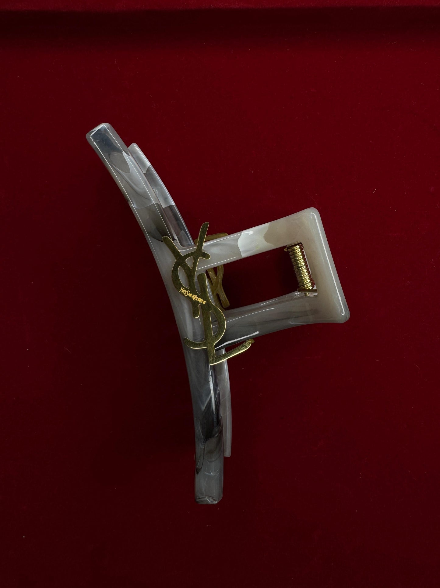 YSL Luxury Hair Clutcher – Chic Designer Accessory