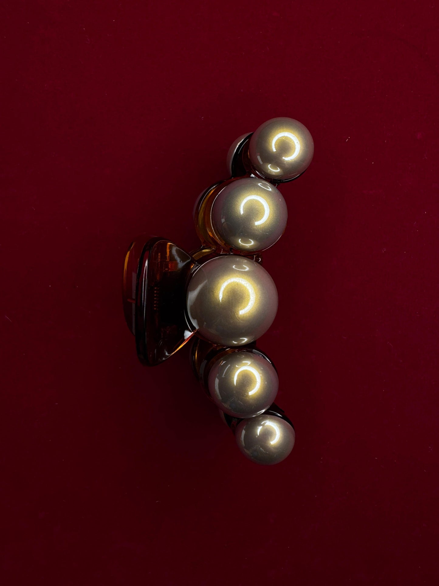 Pearl Luxury Hair Clutcher – Elegant & Timeless