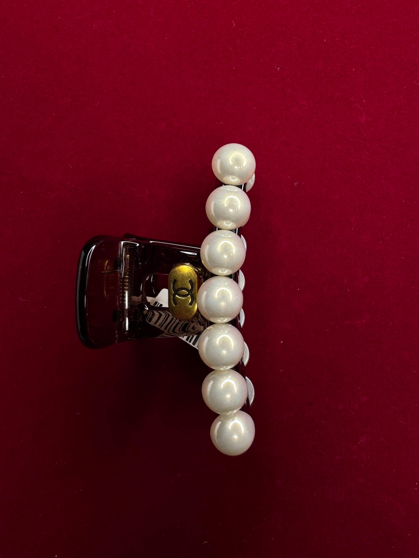 Chanel White Pearl Hair Clutcher – Iconic Luxury