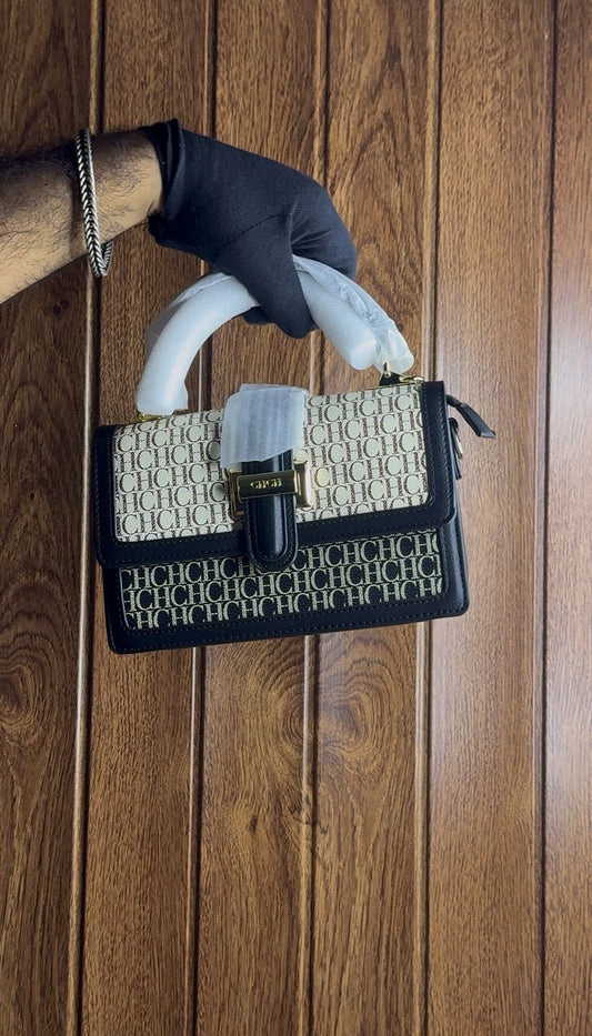 CH Handbag – Modern Elegance & Timeless Luxury