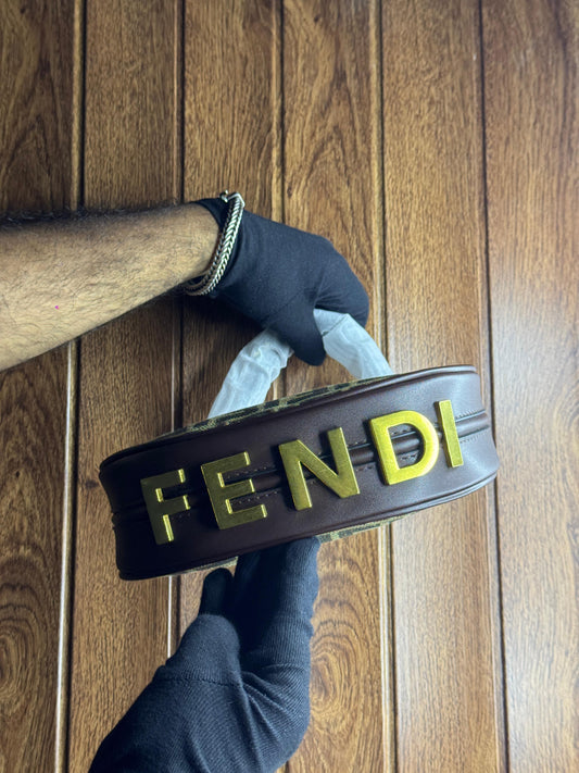 Fendi Handbag – Iconic Style & Timeless Luxury